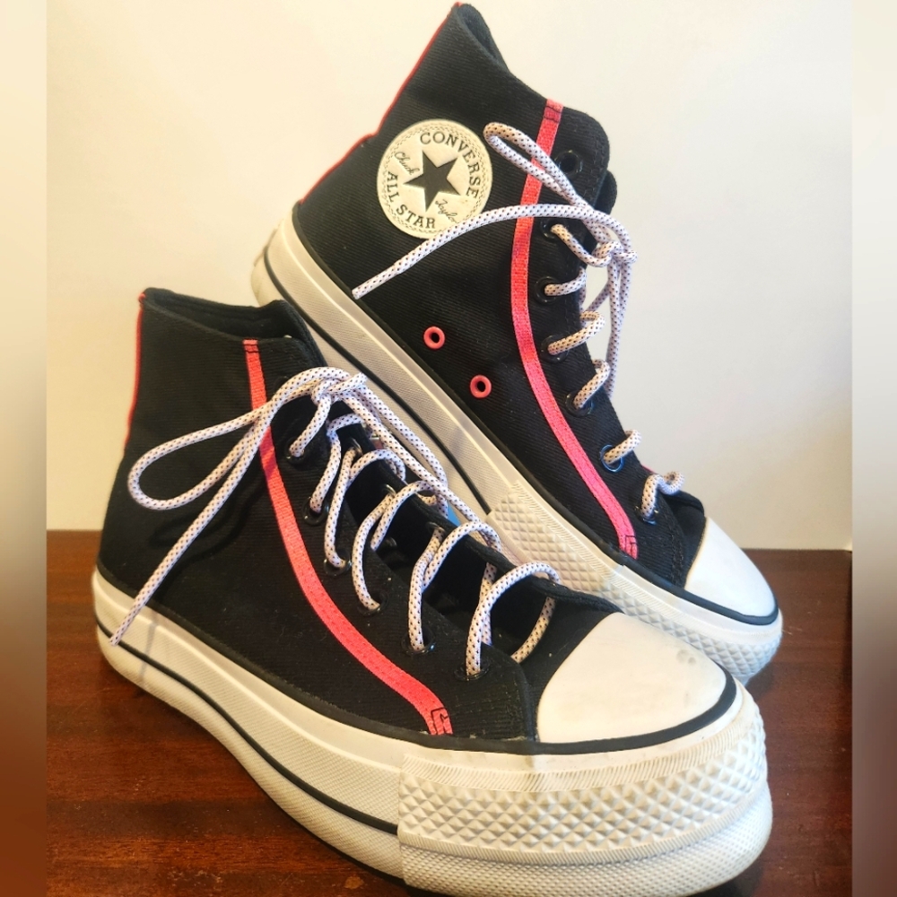 Converse Women's Black and Pink High-Top Sneakers